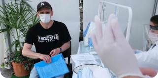 ACCÈS À DES GROUPES DE PATIENTS RARES