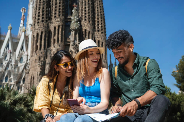 Tendances européennes 2025 en matière de voyages : comportements, motivations et dynamiques du marché 
